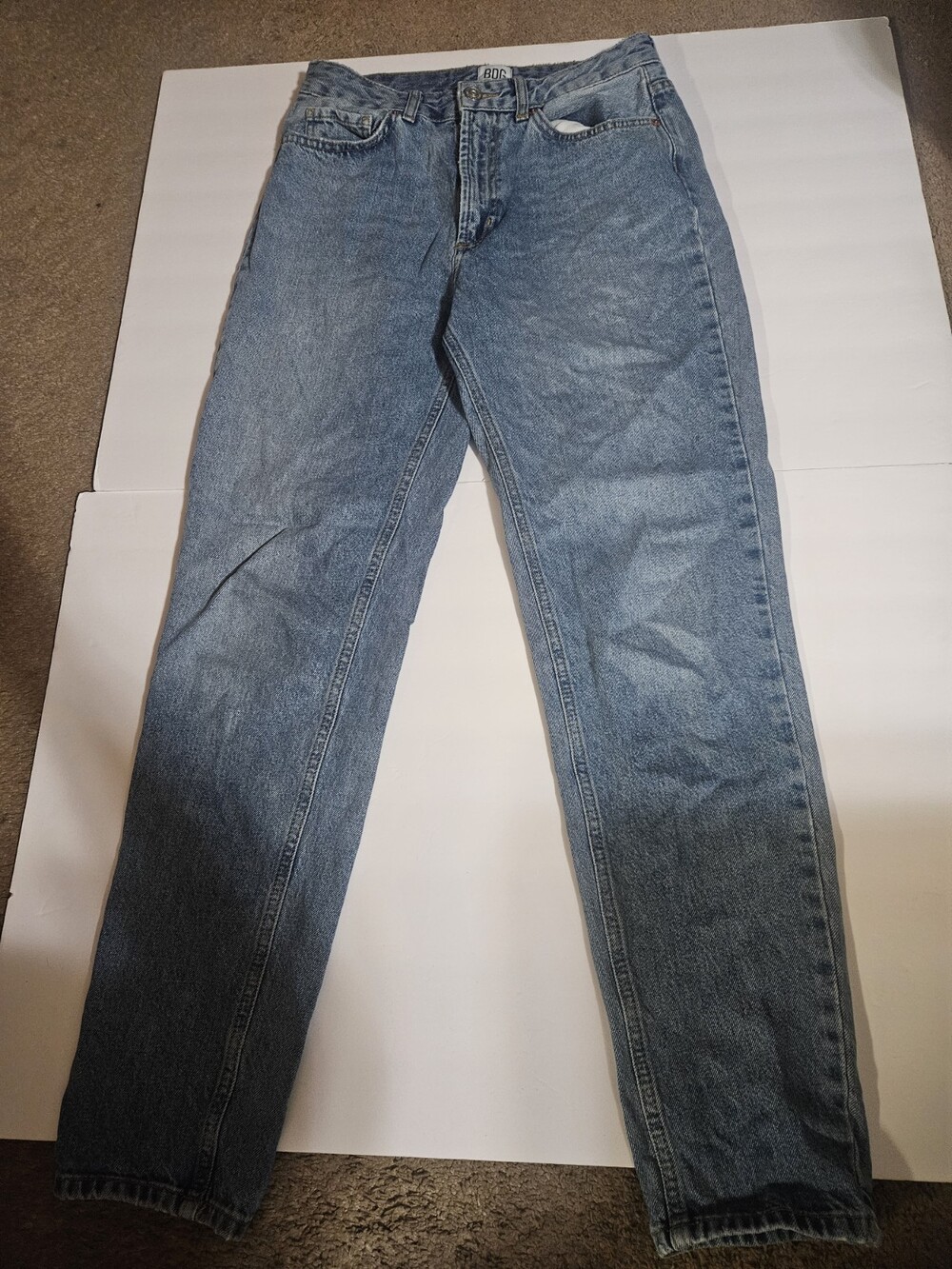 Bdg Mom Blue Jeans 27
